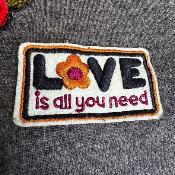 Y2K Love Is All You Need Embroidered Patches Ringer Tee - Picture 6 of 8